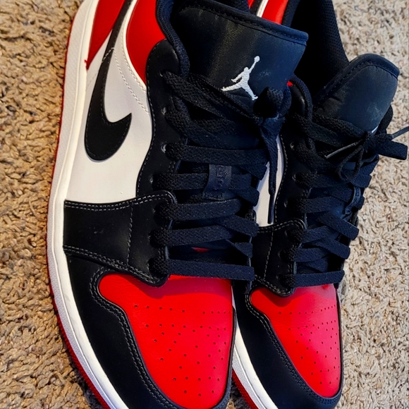 Jordan 1 Bred Toe - Picture 6 of 6